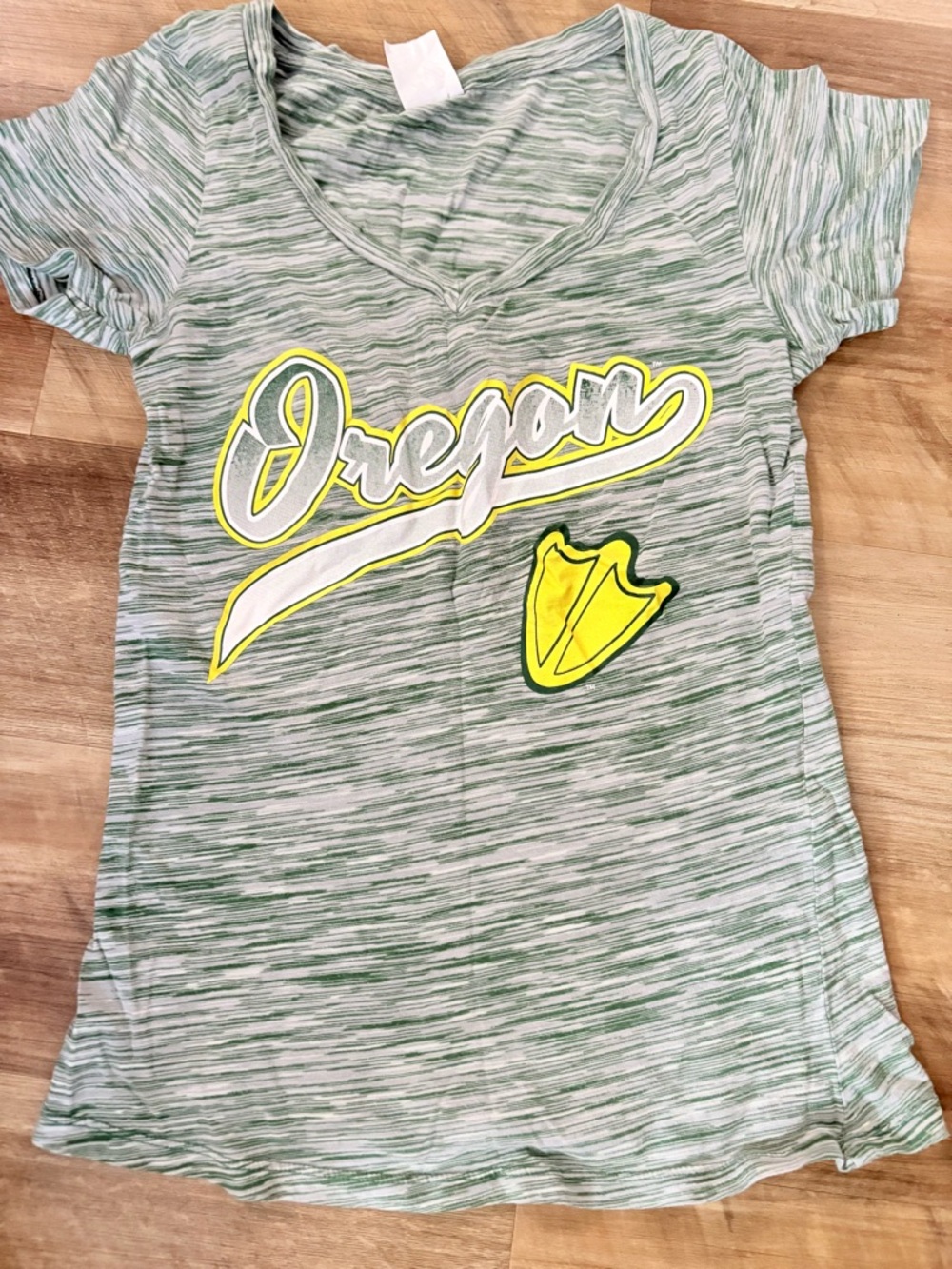 Creative Memories Green and Yellow Space-Dye V-Neck Tee